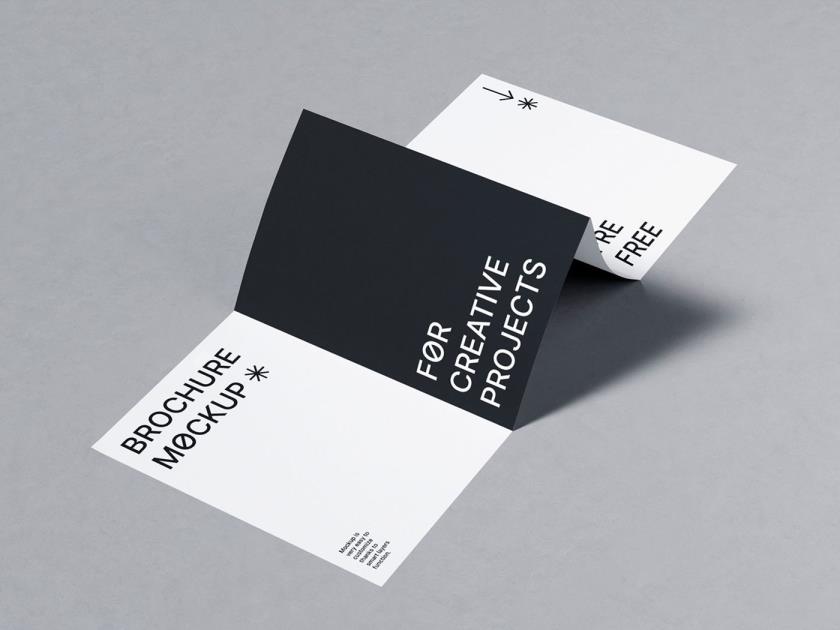 免费折叠小册子 PSD 样机